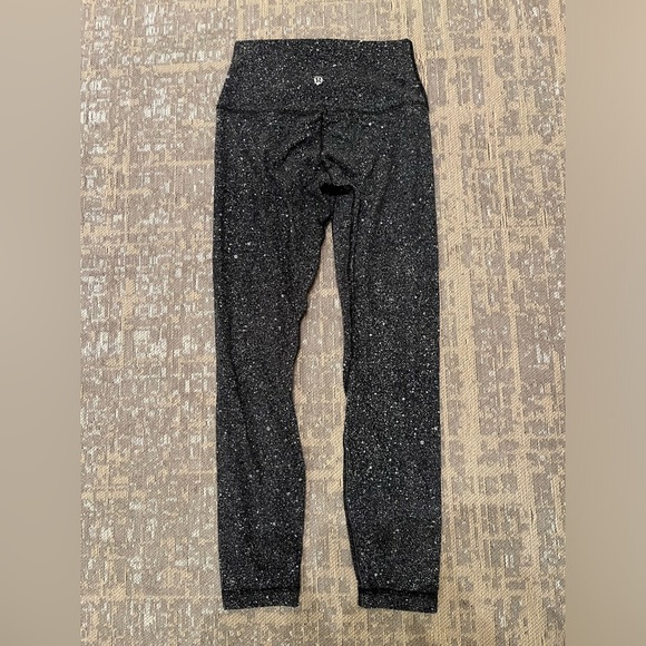 Lululemon ALIGN leggings. Size 4. Black and white speckled. Women’s - Picture 3 of 8